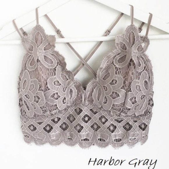 Crochet lace bralette - Picture 1 of 1